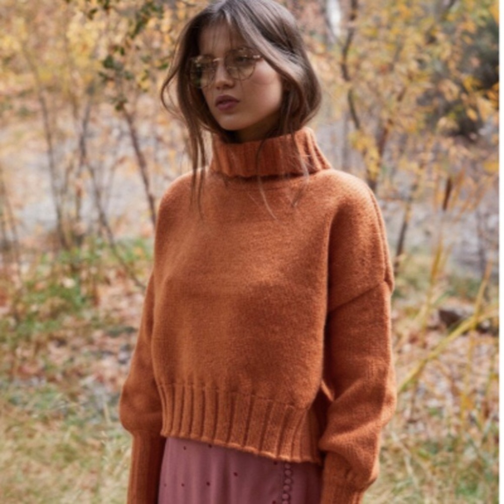 NWT For love and lemons dylan sweater turtle neck